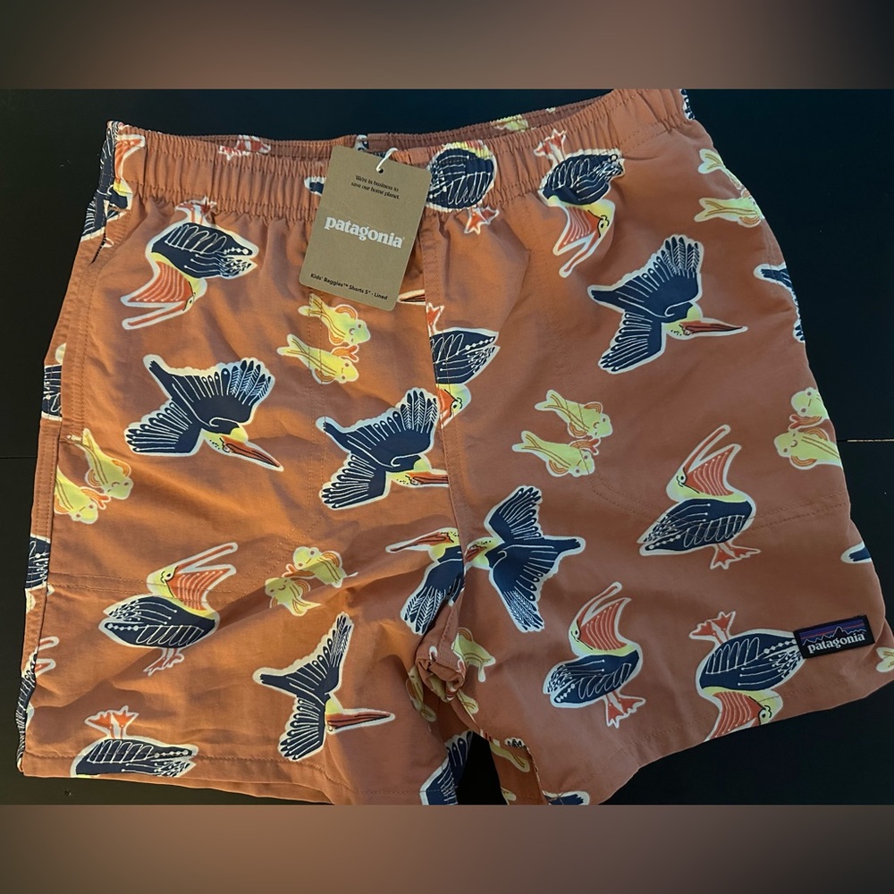 Patagonia K's Baggies. 5 inch lined.